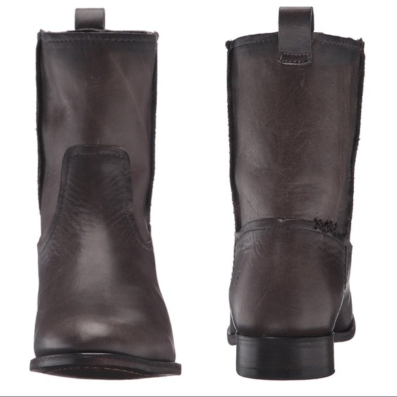 Frye Cara Short - Picture 3 of 8